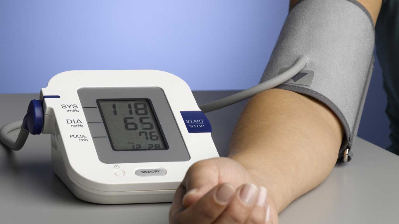 How Do Blood Pressure Monitors Work Livongo Tech Blog   Upper Arm Bpm 